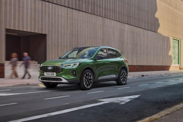 Ford Kuga 2024: обновленный кроссовер с новыми возможностями фото 4