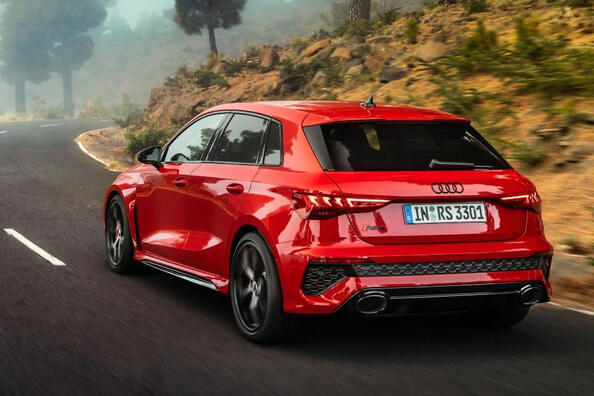 Обзор Audi RS 3 Sportback: мощный и спортивный хэтчбек фото 4