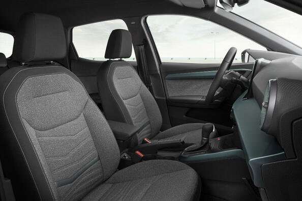SEAT Arona: свежий взгляд на компактный кроссовер фото 6