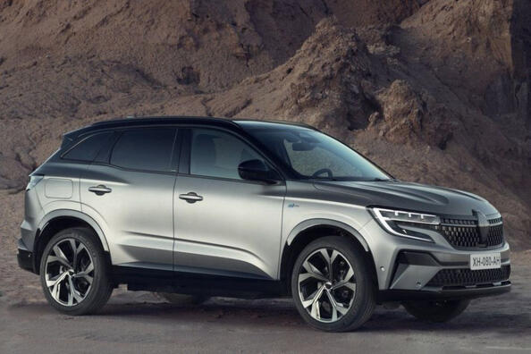 Renault Austral: обзор французского кроссовера