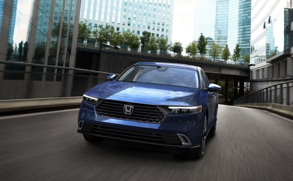 Обзор седана Honda Accord одиннадцатого поколения