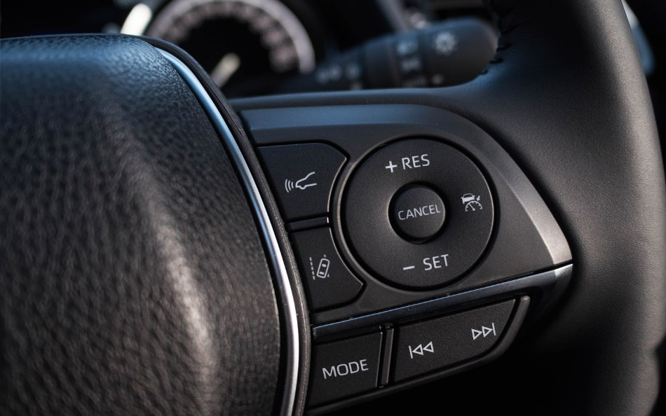 Плюсы и минусы круиз-контроля в автомобиле