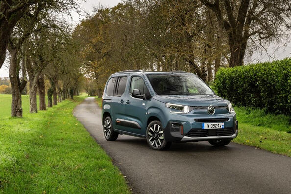 Обзор рестайлингового электрического Citroen e-Berlingo третьего поколения