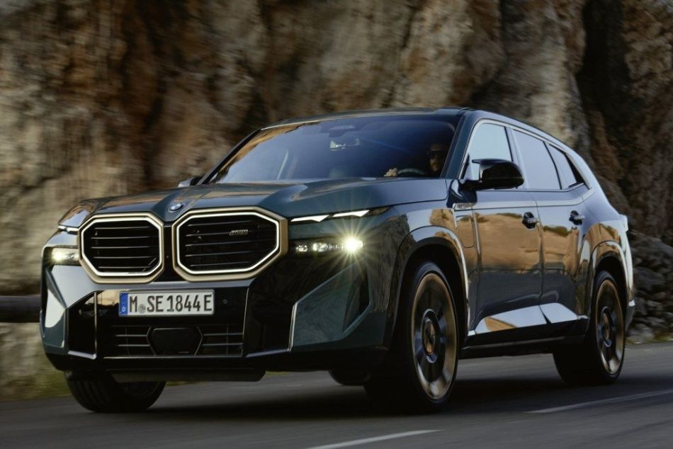 Обзор BMW XM: новое измерение спортивности
