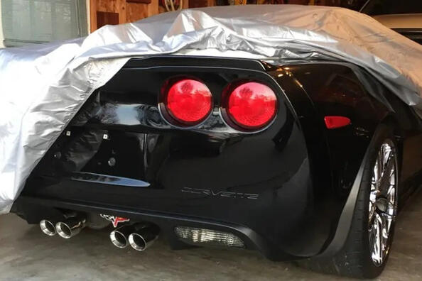 Какой материал лучше для автомобильного тента-чехла?