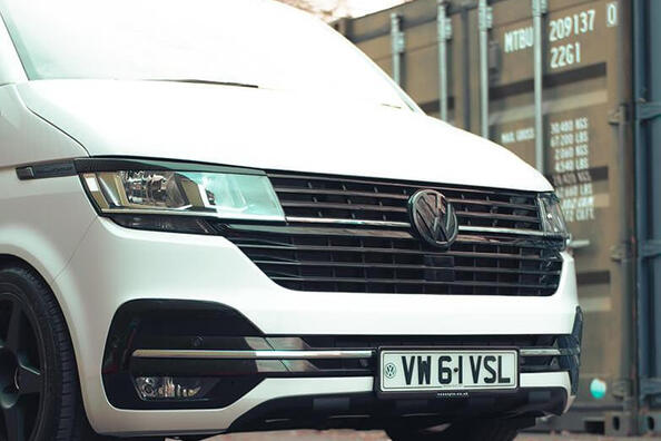 Как защитить бампер автомобиля?