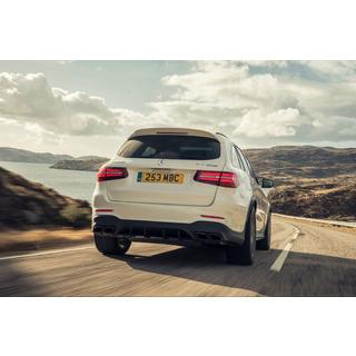 Задний диффузор с насадками Black (Дизайн AMG63) фото 1