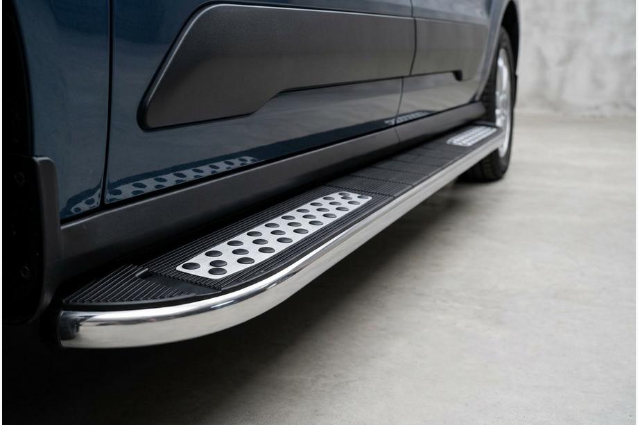 Ford Connect 2021- гг. Боковые Подножки Tayga V2 (2 шт., Алюминий) Image