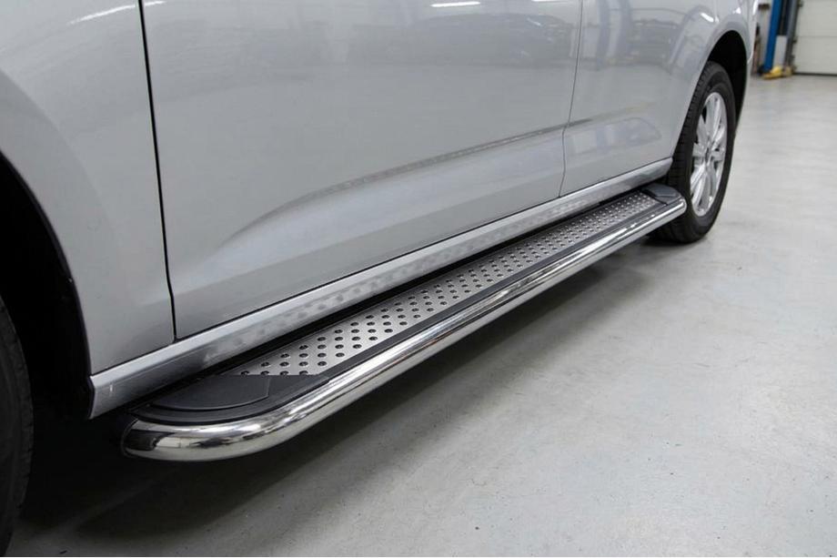 Ford Connect 2021- гг. Боковые Подножки Maydos V2 (2 шт., Алюминий и Нержавейка) Image