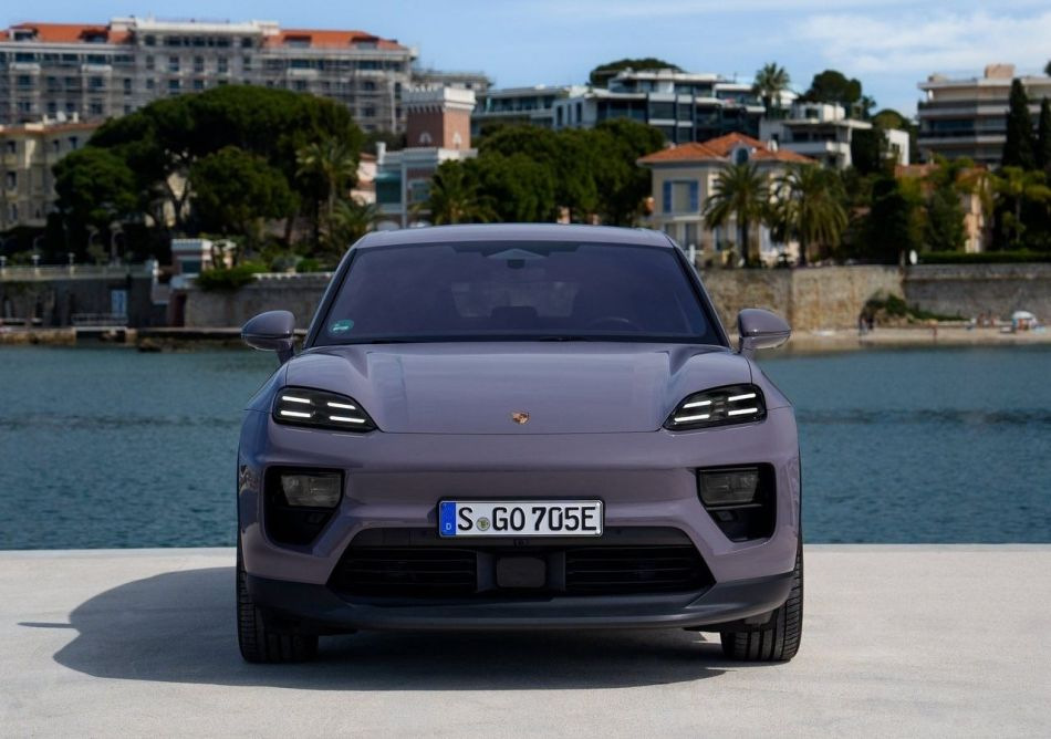 Porsche Macan Electric 2024: новое поколение кроссовера