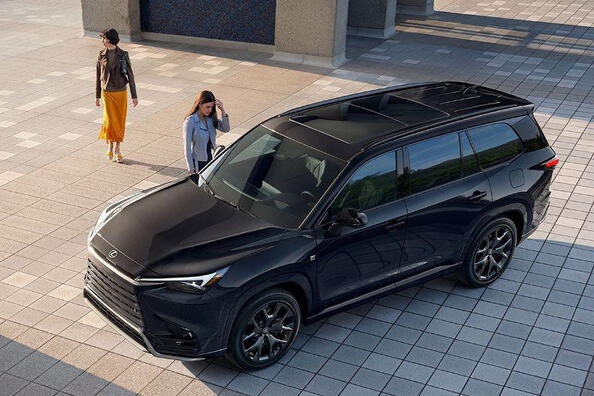 Обзор среднеразмерного кроссовера Lexus TX