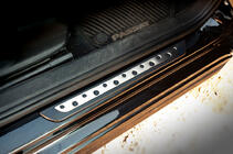 Накладки на пороги (Dotline, 4 шт., нержавейка) фото 1 Накладки на пороги (Dotline, 4 шт., нержавейка) фото 1