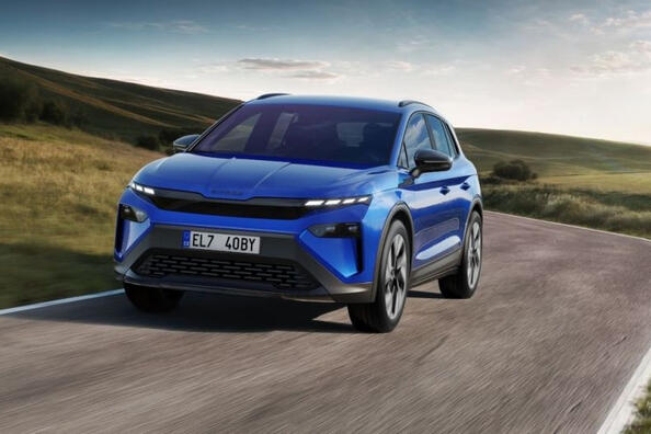 Обзор Skoda Elroq: новый компактный электрокроссовер от чешского бренда