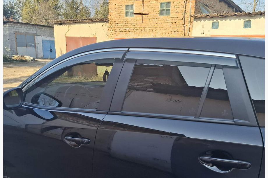 Mazda CX-5 2012-2017 гг. Ветровики с хромированным молдингом Niken Luxury (4 шт) Фото 4