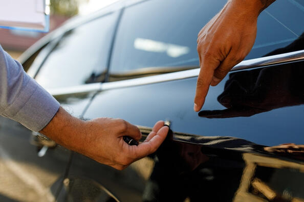 Быстрые способы устранения небольших царапин на кузове