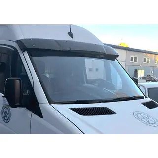 Козырек на лобовое стекло V-3 (черный глянец, 5мм) Mercedes Sprinter W906 2006–2018 гг. фото 1