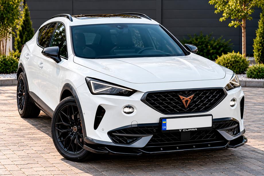 Cupra Formentor 2020- гг. Передний Лип DPT (Черный Глянец)