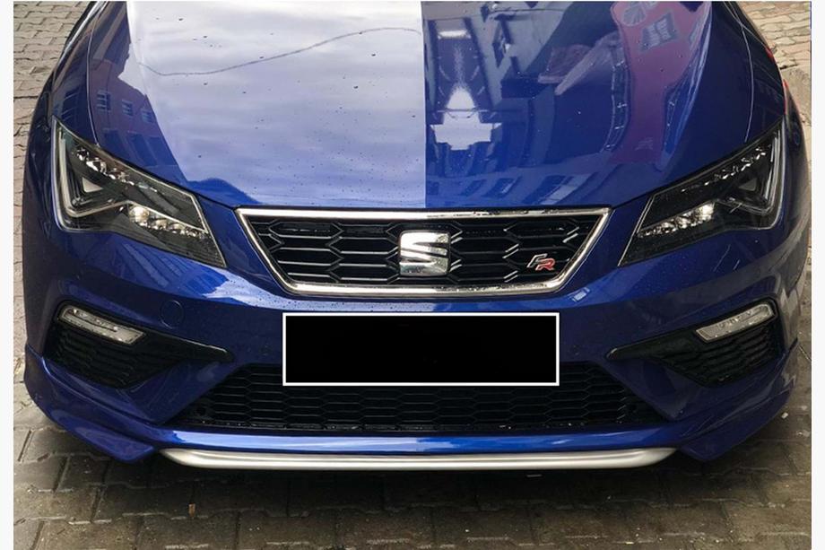 Seat Leon 2013-2020 гг. Передний лип DPT V-1 (2017-2020, Черный Глянец) Фото 2