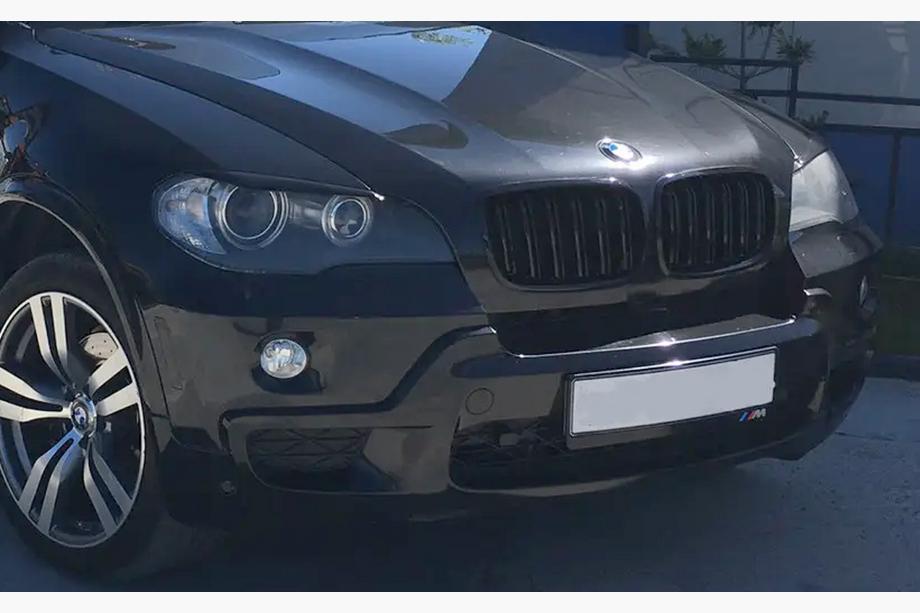 BMW X5 E70 2007-2013 гг. Ноздри M-Look (Черный Глянец) Image