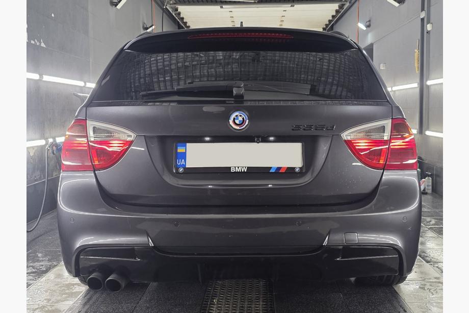 Задний диффузор DPT V-5 (для E90 M-Sport, Черный Глянец) Image