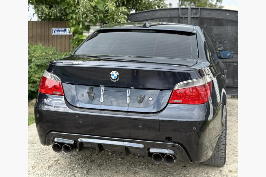 BMW 5 серия E60/E61 2003-2010 гг. Задний диффузор DPT V-2 (для M-Sport, Черный Глянец)