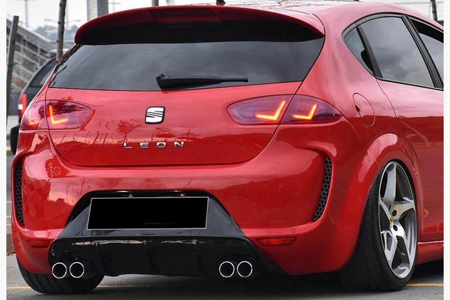 Seat Leon 2005-2012 гг. Задний диффузор DPT V-1 (2009-2012, Черный Глянец) Фото 1