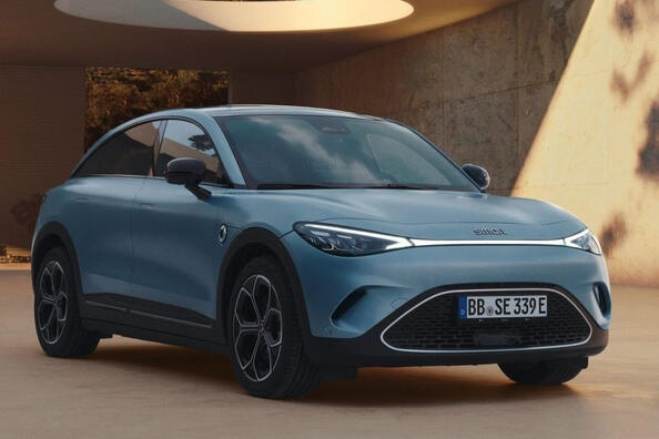 Обзор современного и стильного мини-кроссовера Smart #3