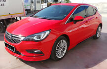 Opel Astra K 2016-2021 гг. Боковые Пороги DPT V-1 (Черный Глянец) фото 1