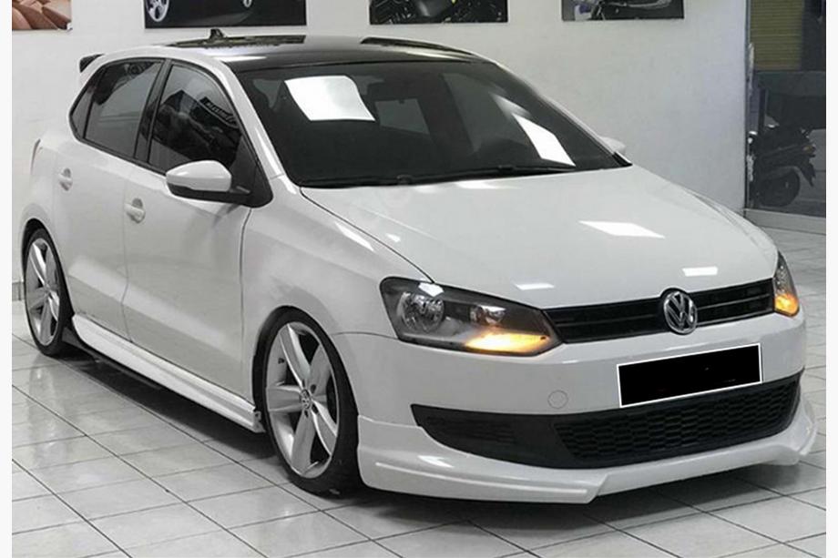 Volkswagen Polo 2010-2017 гг. Боковые Пороги DPT V-1 (Черный Глянец) Image