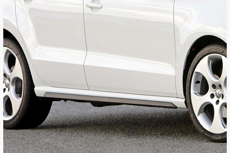 Volkswagen Polo 2010-2017 гг. Боковые Пороги DPT V-2 (Черный Глянец) Image
