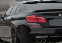 BMW 5 серия F10/F11 2010–2016 гг. Задний спойлер M4-Style V1 (для F10, Черный Глянец) фото 5