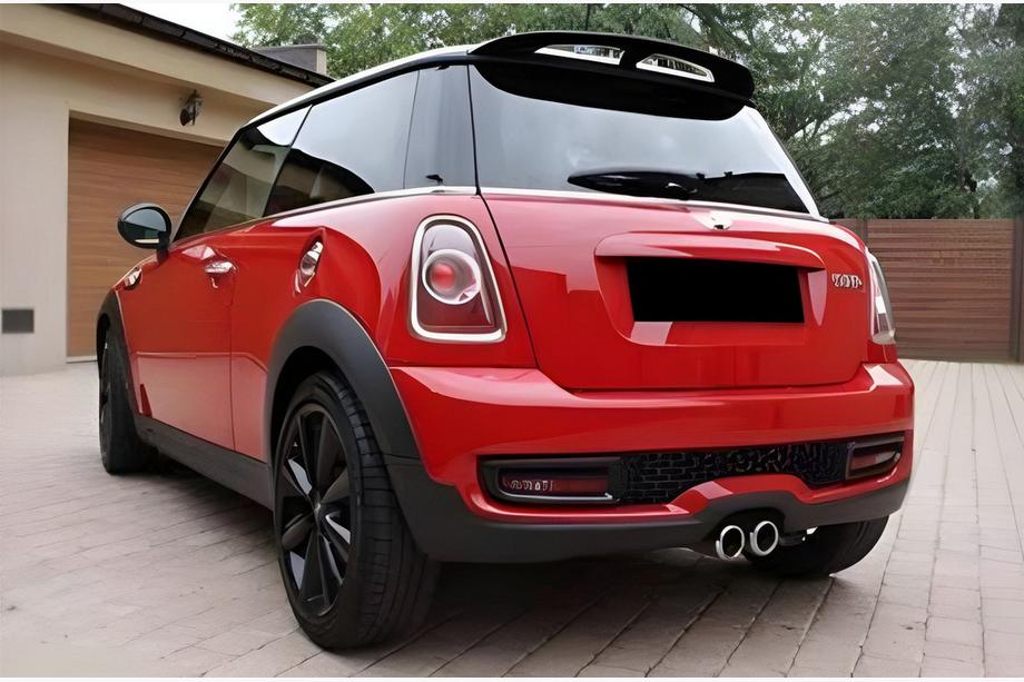 Mini Clubman R55/R56 2007-2014 гг. Спойлер DPT R56 (Черный Глянец) Image