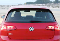 Volkswagen Golf 7/E-Golf 2012-2020 гг. Спойлер DPT V-1 (HB, Черный Глянец) фото 1