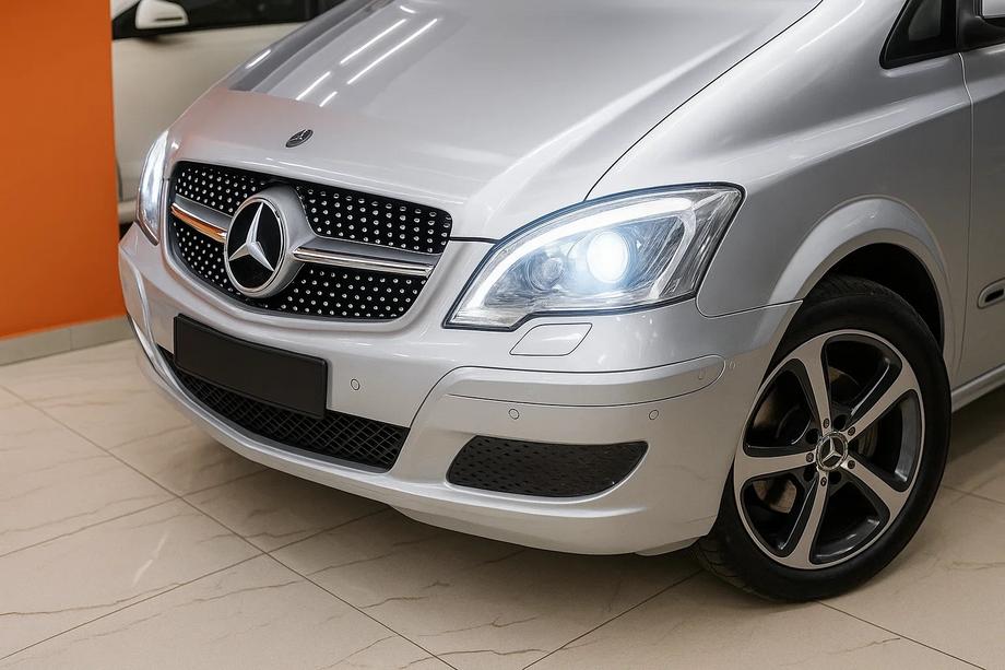 Mercedes Vito W639 2004-2014 гг. Передняя решетка Diamond Silver (2010-2014) Image
