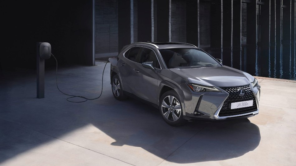 Обзор Lexus UX 300e: характеристики, комплектации, дизайн