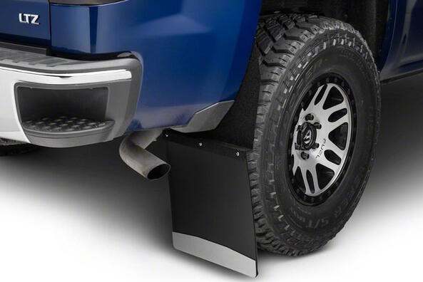 Брызговики на авто: зачем нужны и как выбрать?