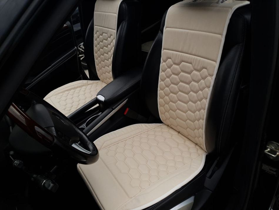 Какие накидки на сиденье авто лучше?