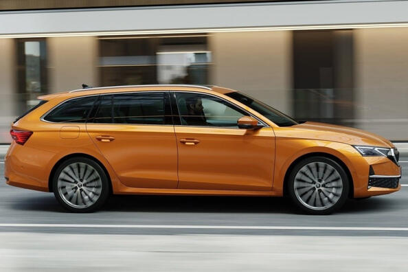 Обзор Skoda Octavia Combi IV поколение: рестайлинг 2024 года