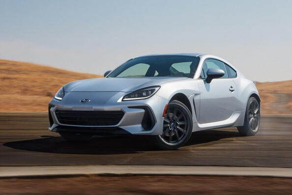 Subaru BRZ II поколение: спортивное купе для настоящих поклонников