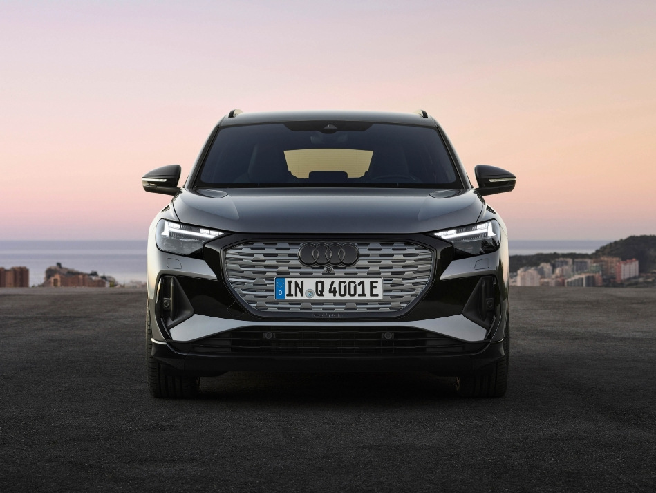 Audi Q4 e-tron: электрический кроссовер нового поколения