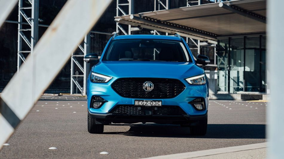 Обзор кроссовера MG ZS: обновленная модификация