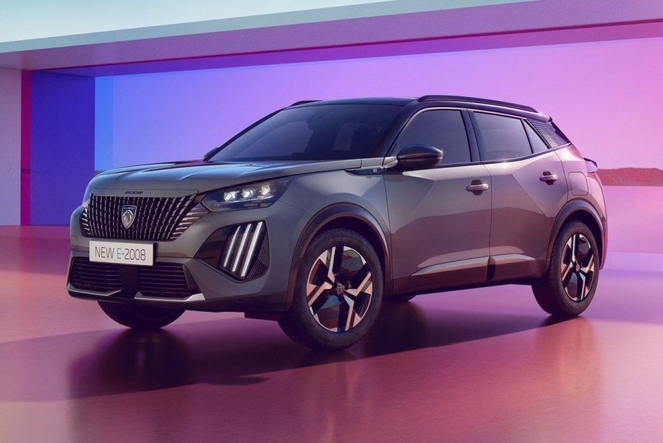 Peugeot e-2008 фейслифт 2023: обзор обновленного электрокроссовера
