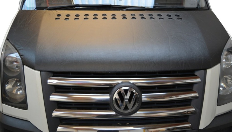 Зачем нужен чехол на капоте автомобиля?