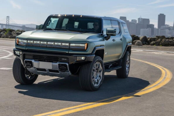 Обзор Hummer EV SUV: электрический внедорожник нового поколения