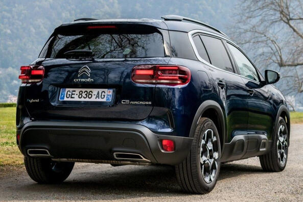 Обновленный Citroen C5 Aircross: комфорт и стиль в новом исполнении фото 4