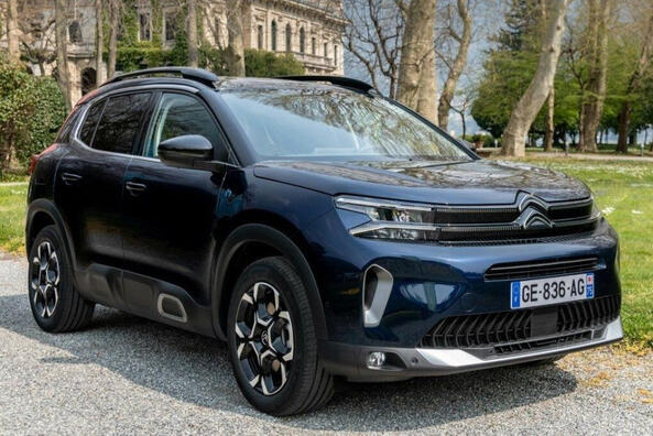 Обновленный Citroen C5 Aircross: комфорт и стиль в новом исполнении фото 3