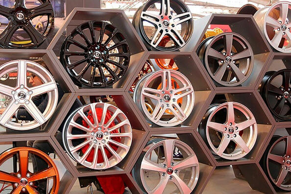 Какие колесные диски выбрать: литые, кованые, штампованные?