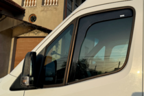 Mercedes Sprinter W907/W910 2018- гг. Ветровики вставные (2 шт, HIC) фото 5