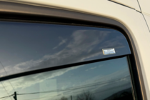 Mercedes Sprinter W907/W910 2018- гг. Ветровики вставные (2 шт, HIC) фото 7