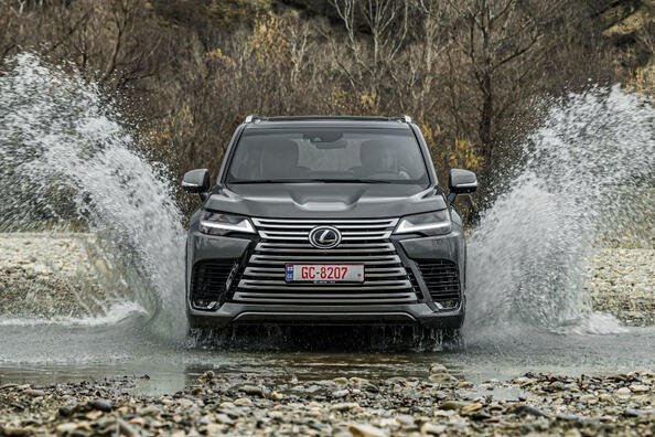 Обзор Lexus LX четвертого поколения